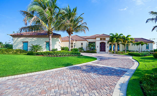 Best Driveway Paving Contractor  in Mount Morris, IL